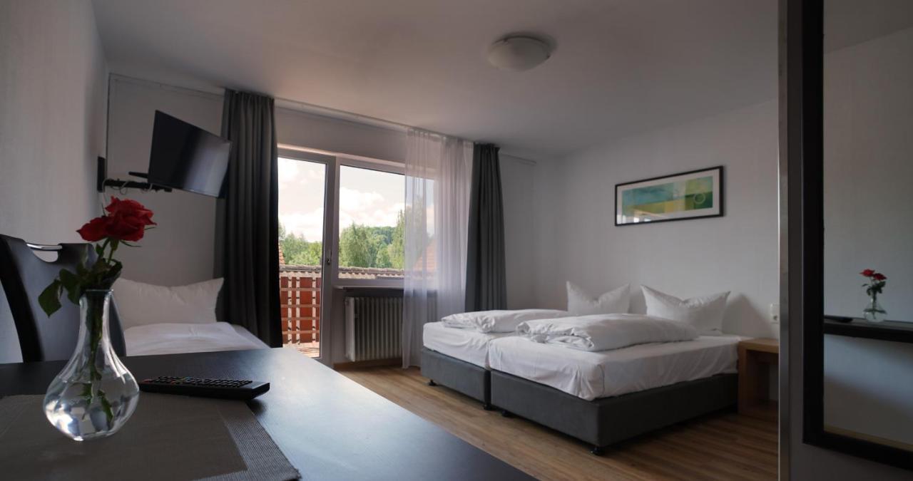 Hotel Gasthof Metzgerei Lamm - Benedikt Rueckel Geiselwind Exterior foto